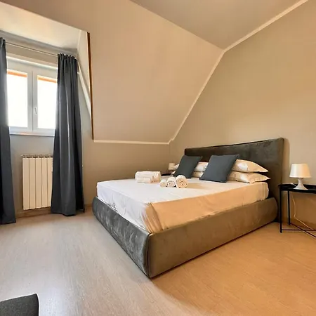 Lux Apartment Tuscolano Rome Exterior photo